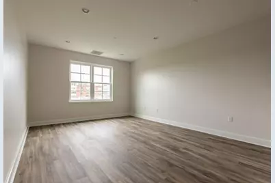 26 New Derby St #407, Salem, MA 01970 - Photo 11