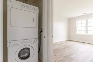 26 New Derby St, Salem, MA 01970 - Photo 9