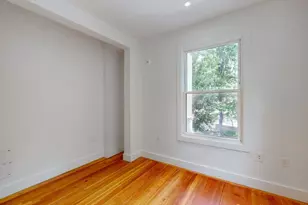 21 Regent Cir, Brookline, MA 02445 - Photo 15