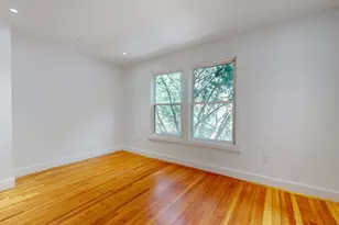 21 Regent Cir, Brookline, MA 02445 - Photo 19