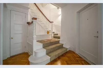 21 Regent Cir #3, Brookline, MA 02445 - Photo 3