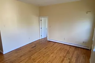 79 Hawley, Northampton, MA 01060 - Photo 5