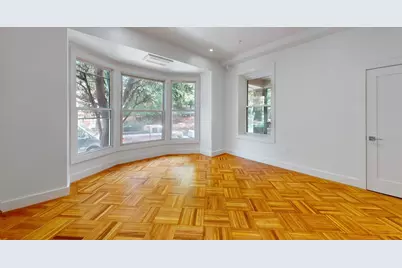 21 Regent Cir #1, Brookline, MA 02445 - Photo 5