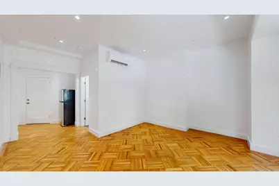 21 Regent Cir #1, Brookline, MA 02445 - Photo 13