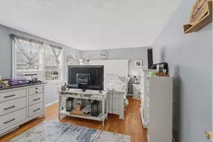 11 Harmony Ln, Framingham, MA 01702 - Photo 15