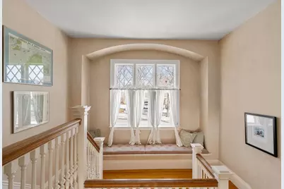 25 Kenwood Ave, Worcester, MA 01605 - Photo 5