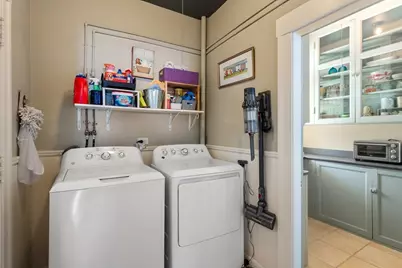 25 Kenwood Ave, Worcester, MA 01605 - Photo 13