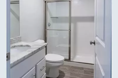 33 Covington St #3, Boston, MA 02127 - Photo 5