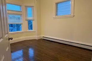 118 White St, Boston, MA 02128 - Photo 5