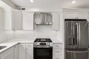 48 Ash Ave, Somerville, MA 02145 - Photo 7