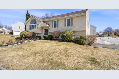 70 Moreland Green Dr, Worcester, MA 01609 - Photo 29
