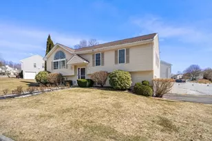 70 Moreland Green Dr, Worcester, MA 01609 - Photo 29