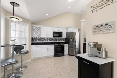 70 Moreland Green Dr, Worcester, MA 01609 - Photo 11