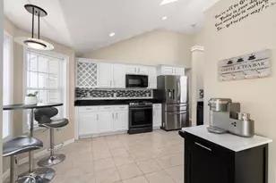 70 Moreland Green Dr, Worcester, MA 01609 - Photo 11