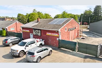 2452 Gar Highway, Swansea, MA 02777 - Photo 5