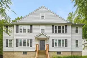 15 Circuit Ave E, Worcester, MA 01603 - Photo 11