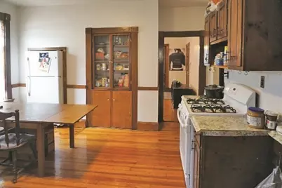 159 Brown St #1, Waltham, MA 02453 - Photo 3