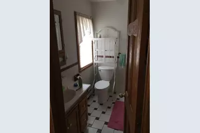 9 Beach St, Plymouth, MA 02360 - Photo 9