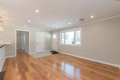 689 Old Connecticut Path, Framingham, MA 01701 - Photo 9