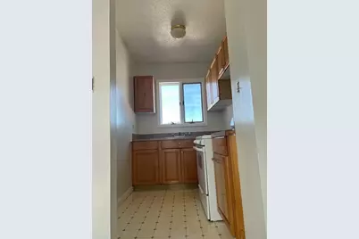 171 Tinkham St #3, New Bedford, MA 02746 - Photo 3