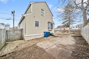 10 Cottage Ave, Danvers, MA 01923 - Photo 5