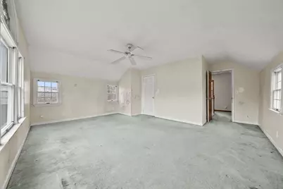 10 Cottage Avenue, Danvers, MA 01923 - Photo 19