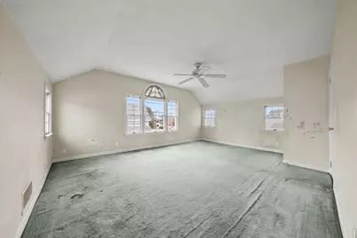 10 Cottage Avenue, Danvers, MA 01923 - Photo 17