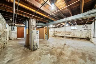 10 Cottage Ave, Danvers, MA 01923 - Photo 21