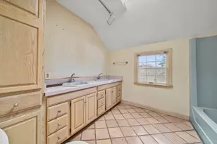 10 Cottage Ave, Danvers, MA 01923 - Photo 19