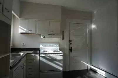 1800 Mass Ave #32, Cambridge, MA 02140 - Photo 9