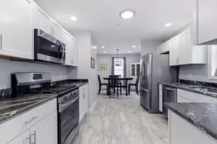 10 N Court St, Fall River, MA 02720 - Photo 3