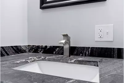 10 N Court St. #3, Fall River, MA 02720 - Photo 21