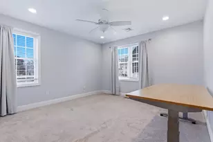 10 N Court St, Fall River, MA 02720 - Photo 15