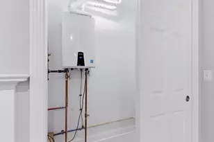 10 N Court St, Fall River, MA 02720 - Photo 23