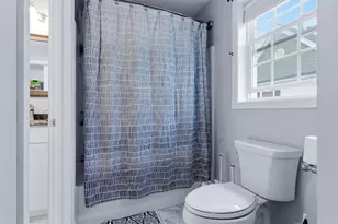 10 N Court St, Fall River, MA 02720 - Photo 17