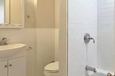 162 Broadway St #3, Somerville, MA 02145 - Photo 5