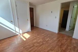 204 Bourne St, Palmer, MA 01080 - Photo 9