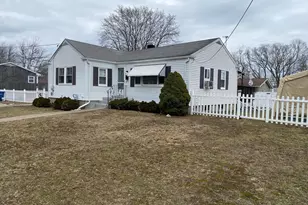 260 Lawrence, New Bedford, MA 02745 - Photo 1