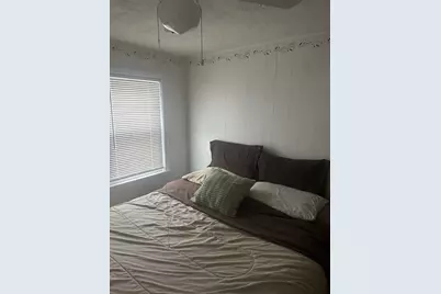 260 Lawrence, New Bedford, MA 02745 - Photo 5