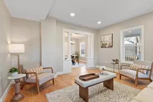 328 Oxford St N, Auburn, MA 01501 - Photo 7