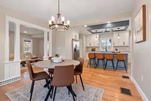 328 Oxford St N, Auburn, MA 01501 - Photo 11