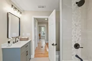 328 Oxford St N, Auburn, MA 01501 - Photo 23