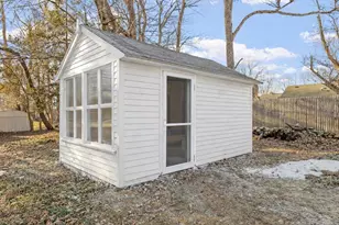 328 Oxford St N, Auburn, MA 01501 - Photo 25