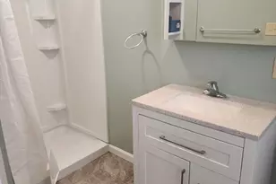 21 Windham St, Worcester, MA 01610 - Photo 9