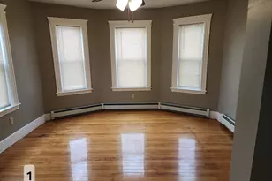 21 Windham St, Worcester, MA 01610 - Photo 5