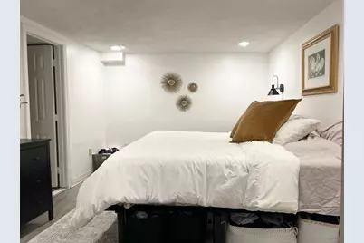 390 Riverway #8, Boston, MA 02115 - Photo 5