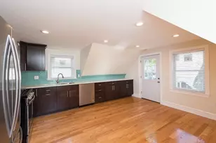 9-11 Rock Valley, Everett, MA 02149 - Photo 7