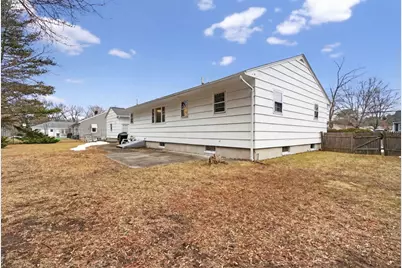 5 Crestwood Cir, Lawrence, MA 01843 - Photo 37