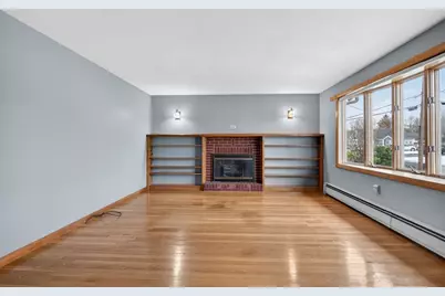 5 Crestwood Cir, Lawrence, MA 01843 - Photo 13