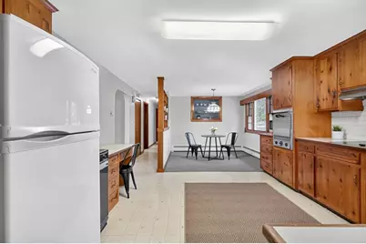 5 Crestwood Cir, Lawrence, MA 01843 - Photo 5